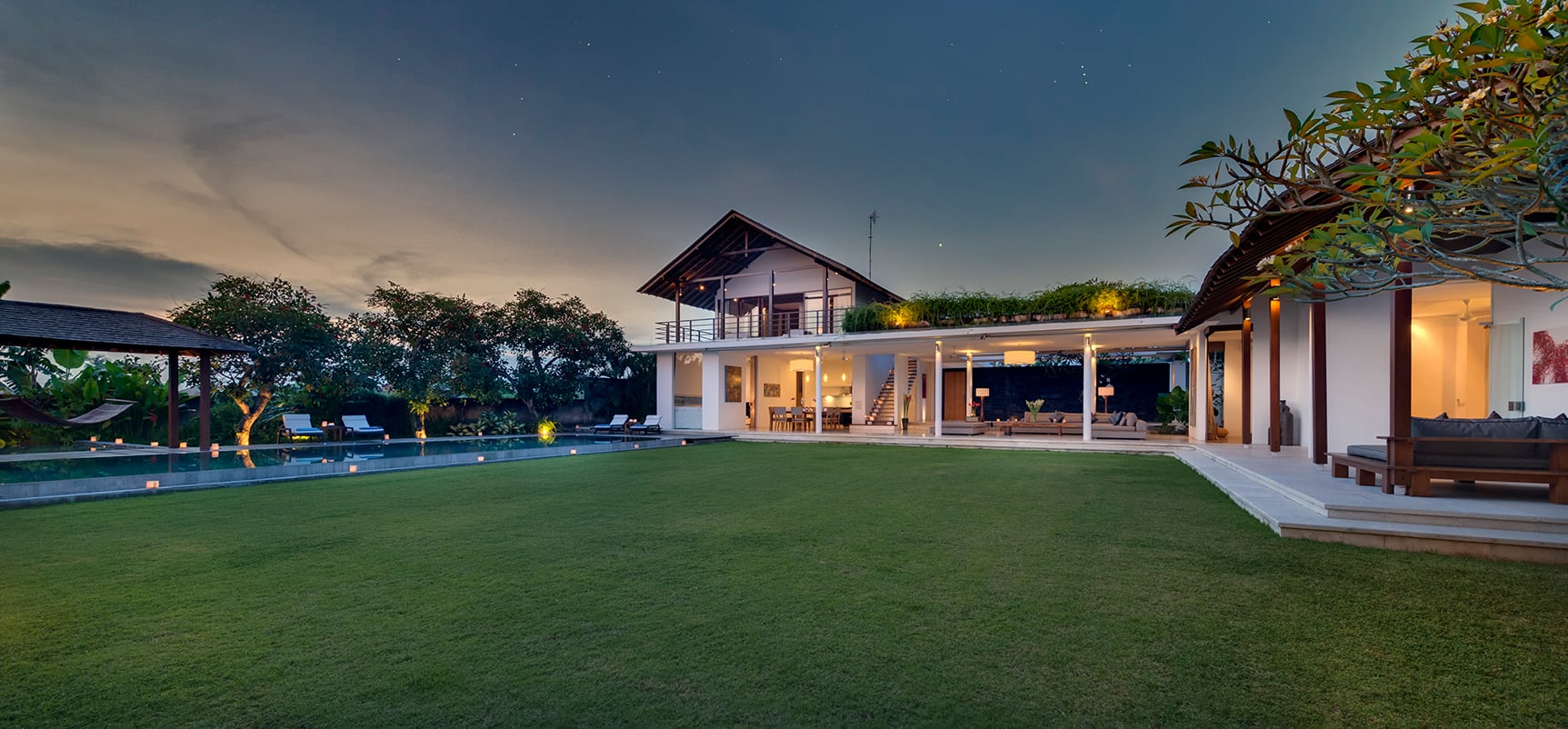 Kavya Villa - Clifftop Paradise