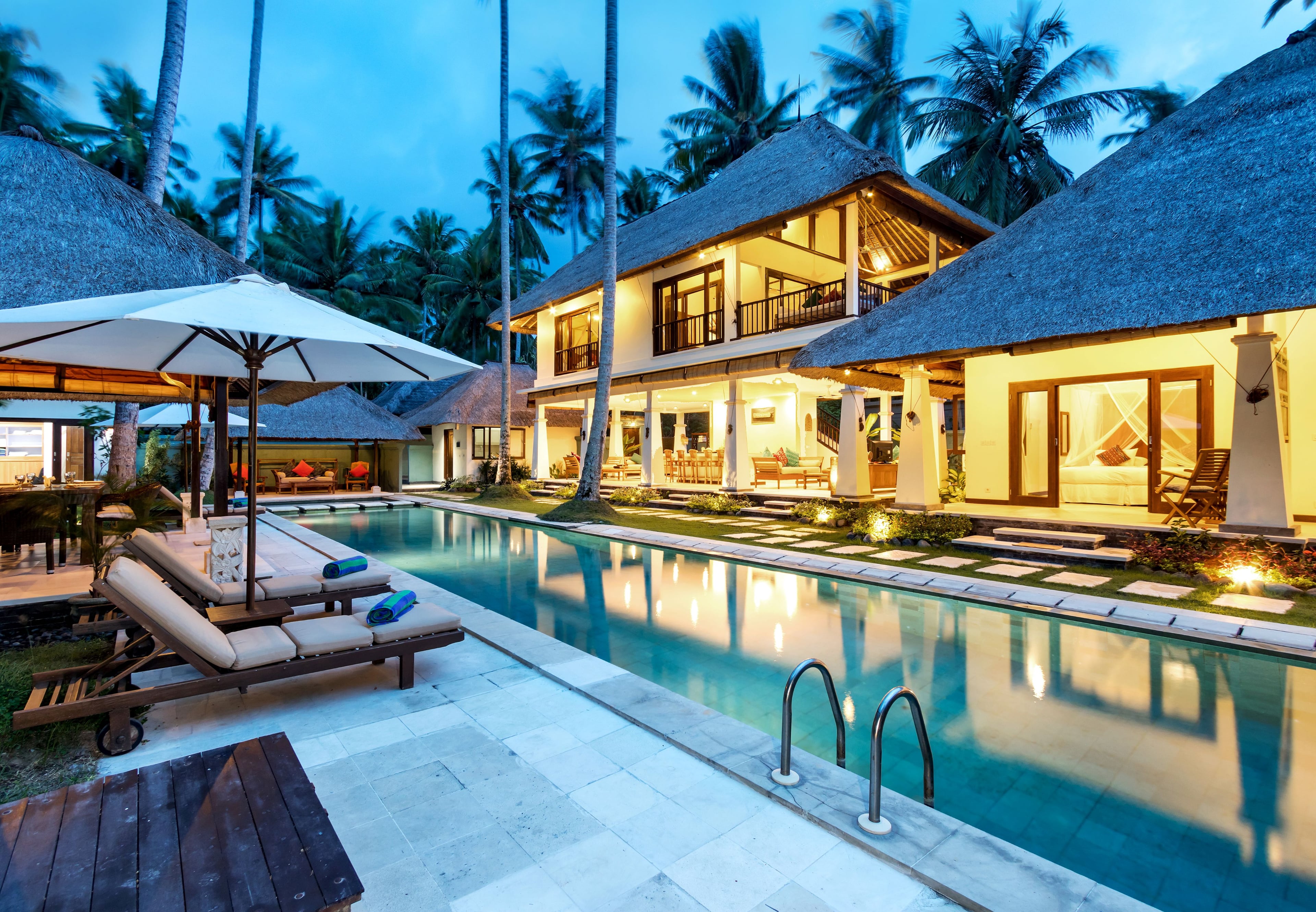 Villa Gils - Stylish Celebrations by the Sea